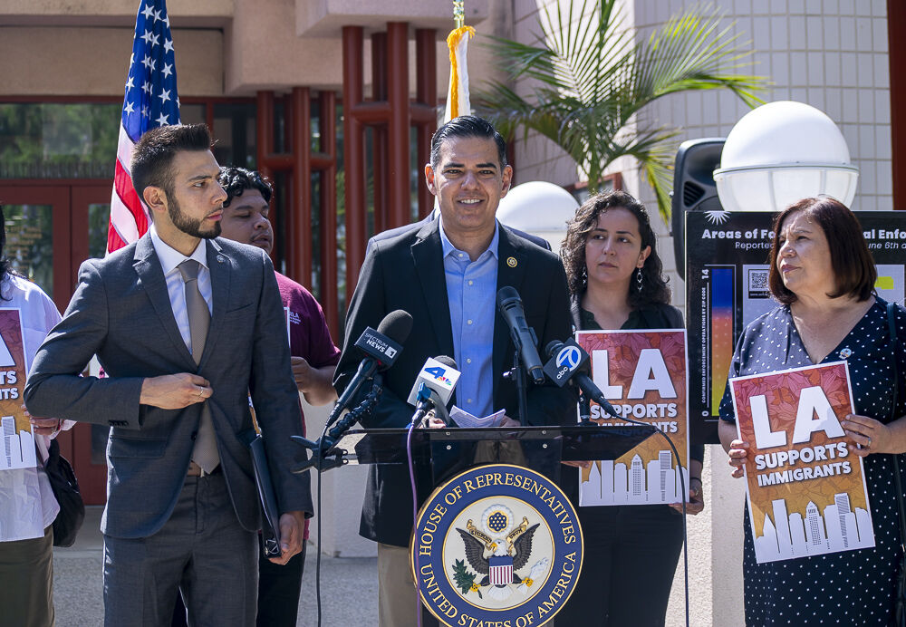 Congressman Robert Garcia